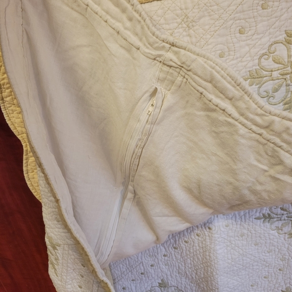 4x Pillow Covers - Picture 5 of 8